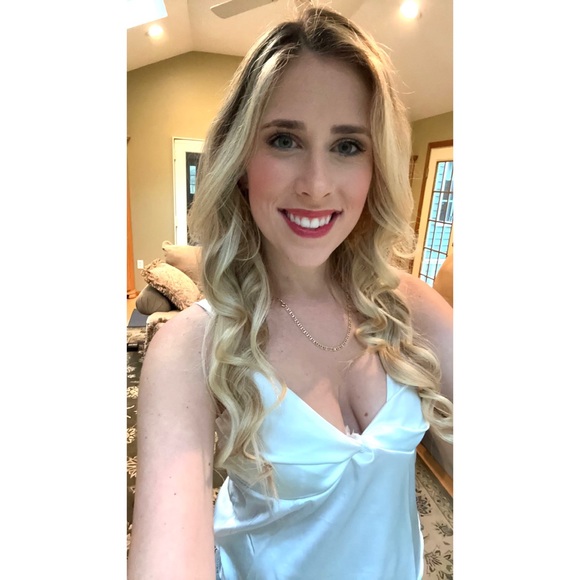 Meet your Posher, Emily - Picture 1 of 1